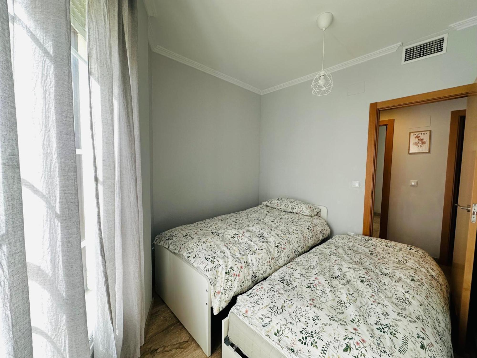 Apartamento Parque Miraflores コルドバ エクステリア 写真